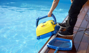Pool maintenance services in Woodlands TX