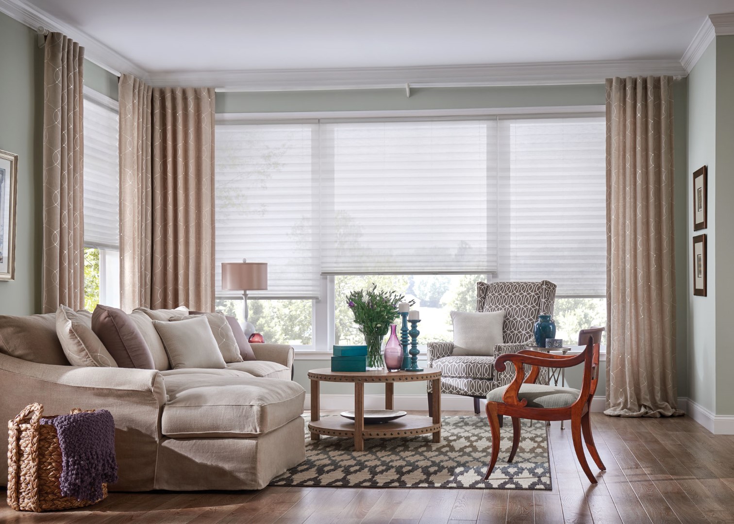 Roman Blinds Vs Roller Blinds