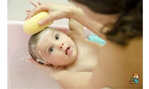 how to wash baby hair without getting water in ears