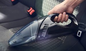 How To Clean Your Car With A Vacuum