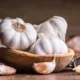 Eating Raw Garlic Has Many Health Benefits
