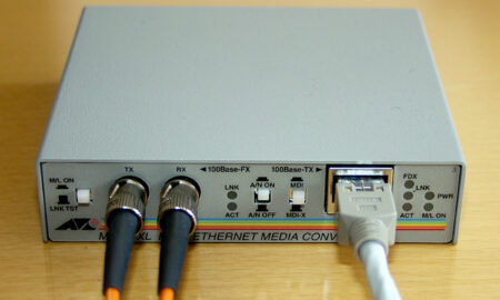 fiber media converter