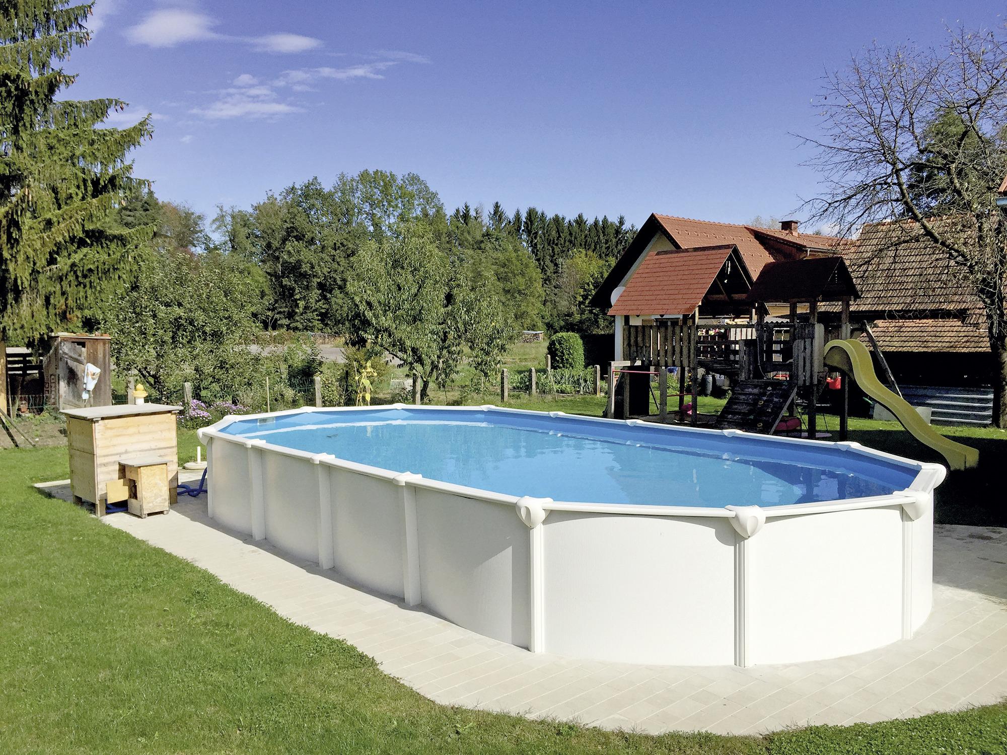Benefits of Wooden Pool Decking