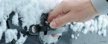Dealing with Frozen Locks in Winter Expert Tips from Locksmiths in Vaughan