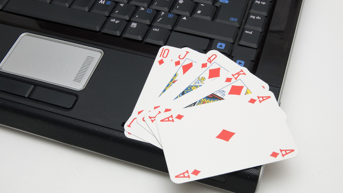889vipbet A Online Gambling Trend Your Double-Edged Blade