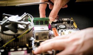 Recognizing the Signs Your Computer Needs Professional Repair